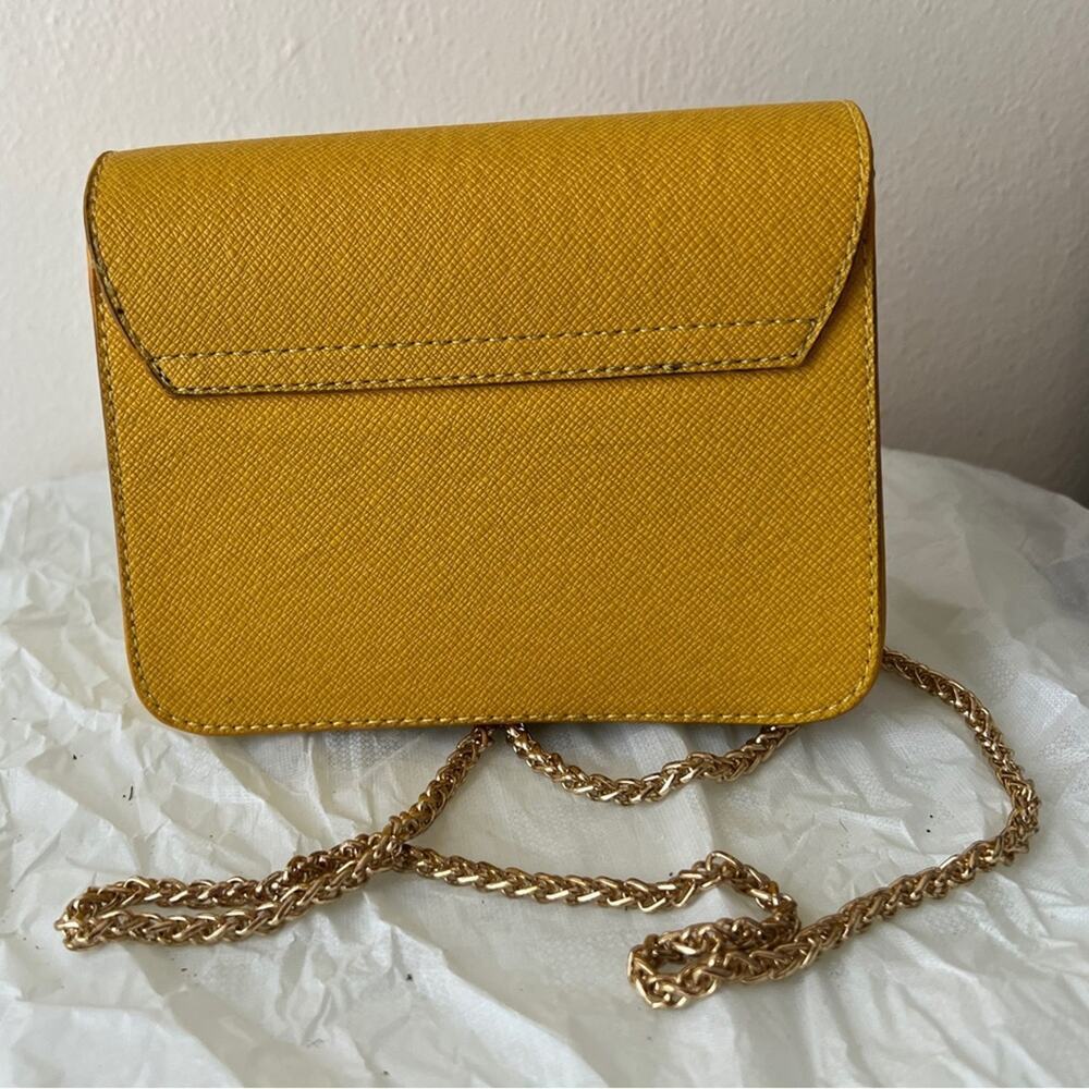 Amazon Small Evening Crossbody Chain Shoulder Clutch Purse Formal Bag - Yellow - Picture 4 of 10